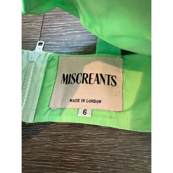 NWOT Miscreants London x Revolve Lime Green Crop Top Mini Skirt Set US 2 UK 6 - Picture 4 of 4